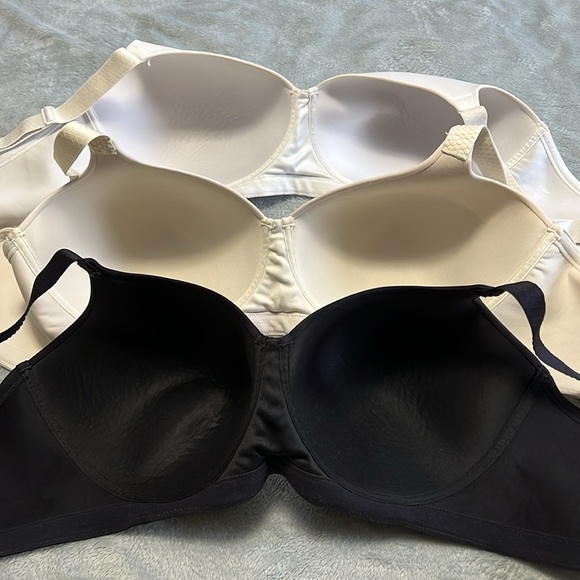Vanity Fair Bras Bundle of 3 @ 44DD black, white, and cream - Picture 9 of 9
